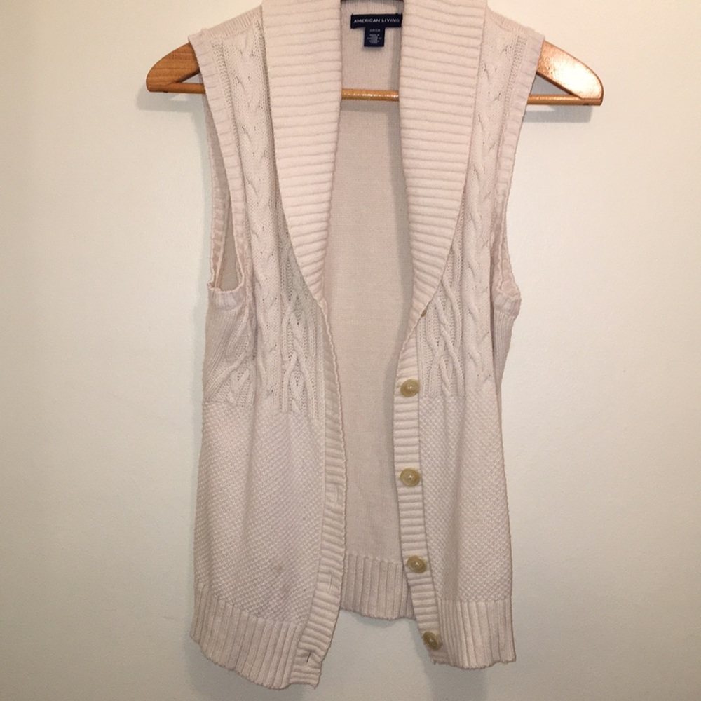 Sweater vest